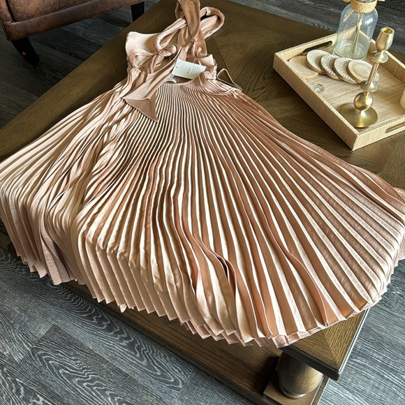 A.L.C. Athena II Halter Satin Pleated Dress, Size 2, BRAND NEW, $695 - Picture 11 of 12